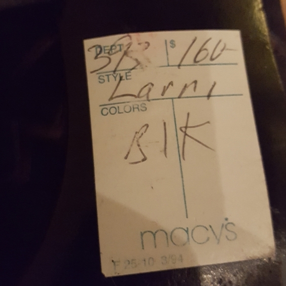 Margaret Jerrold - Metallic‎ Suede Bow Cut Out Loafers - Picture 7 of 7